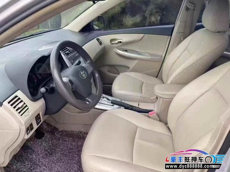 13年丰田卡罗拉轿车抵押车出售