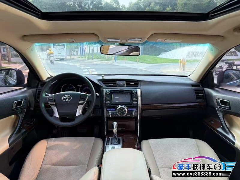 17年丰田锐志轿车抵押车出售