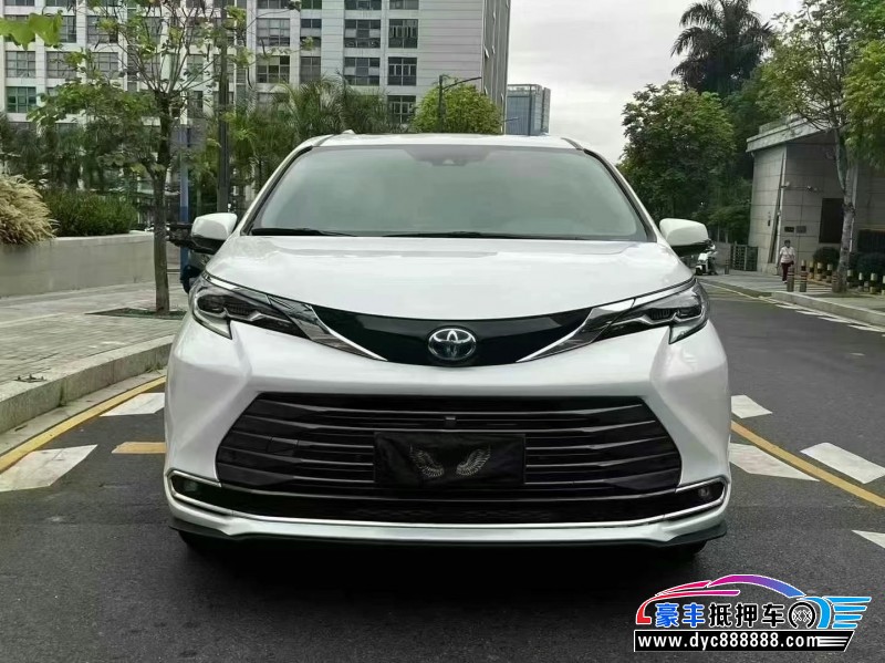 24年丰田塞纳轿车抵押车出售