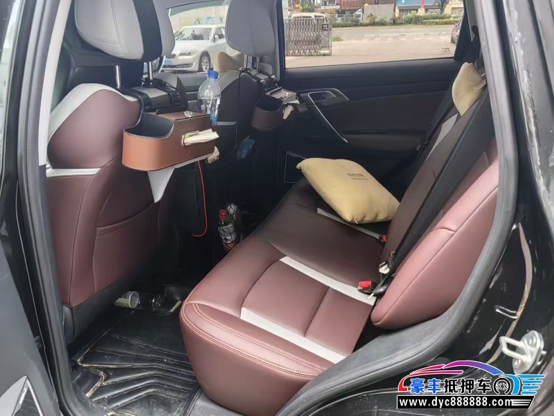 22年吉利博越轿车抵押车出售