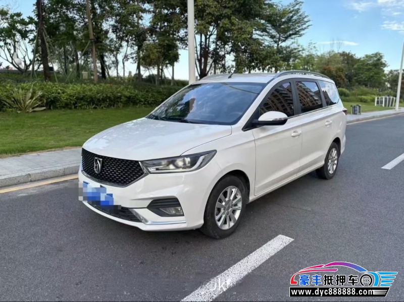 20年宝骏宝骏360轿车抵押车出售