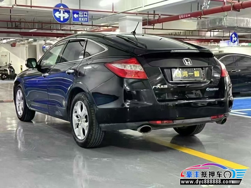 13年本田歌诗图轿车抵押车出售