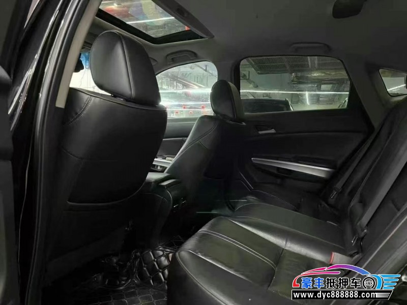 13年本田歌诗图轿车抵押车出售