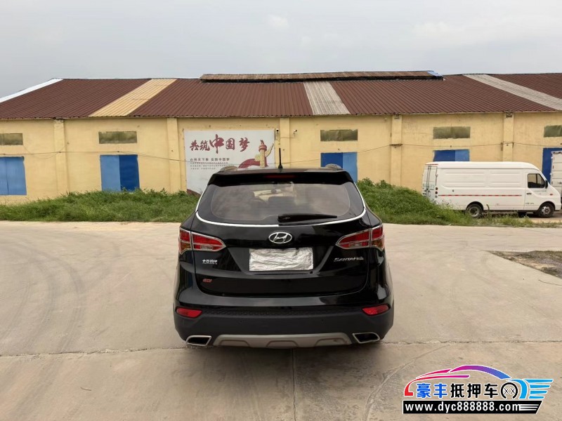 14年现代新胜达SUV抵押车出售