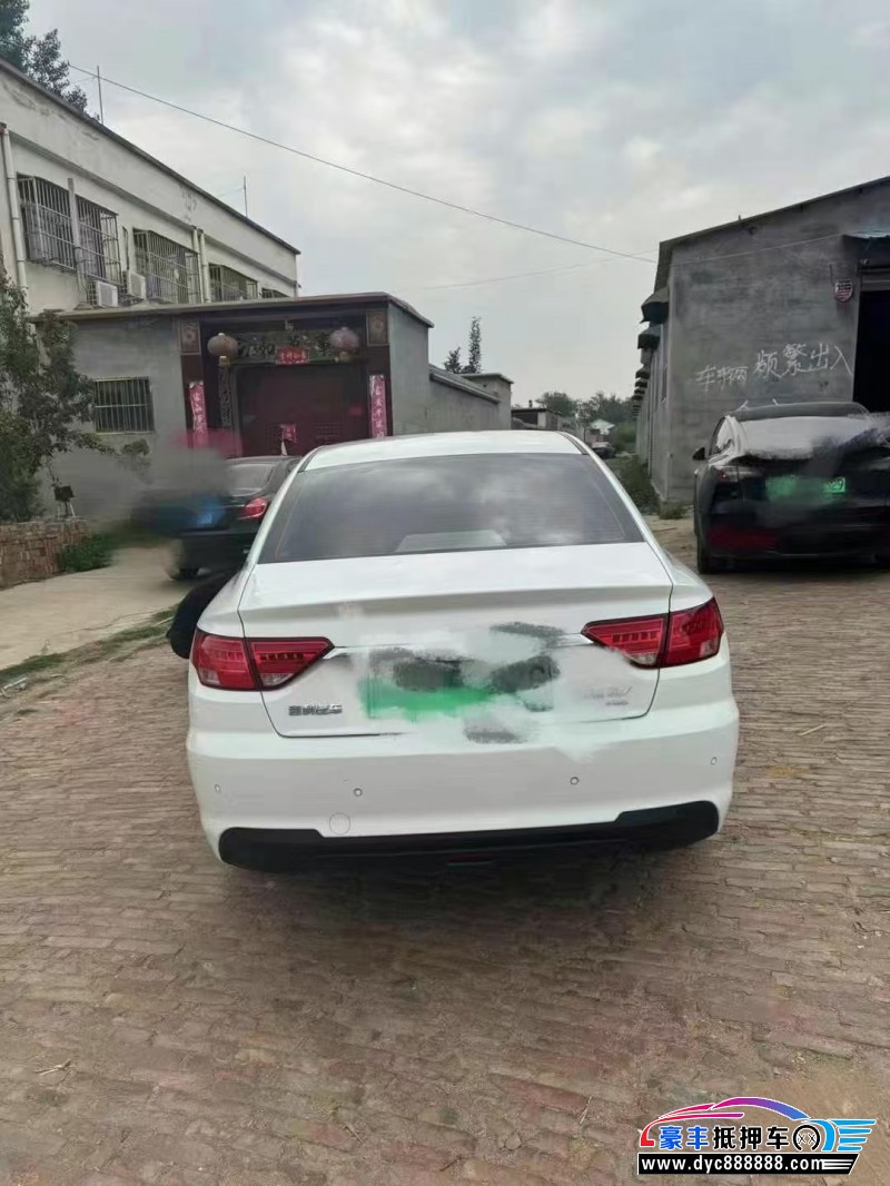 24年吉利帝豪EV轿车抵押车出售