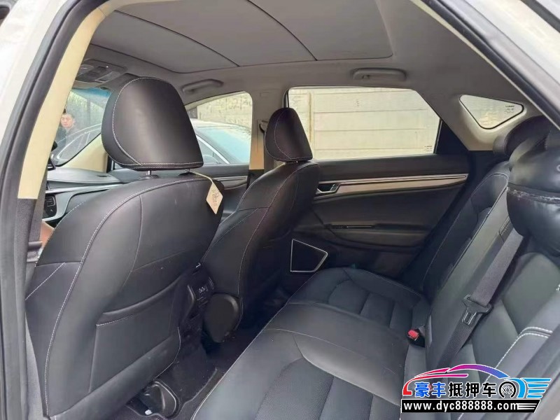 19年吉利帝豪GS轿车抵押车出售