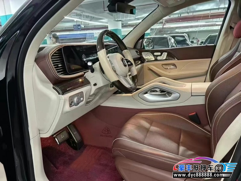 21年奔驰迈巴赫G级轿车抵押车出售