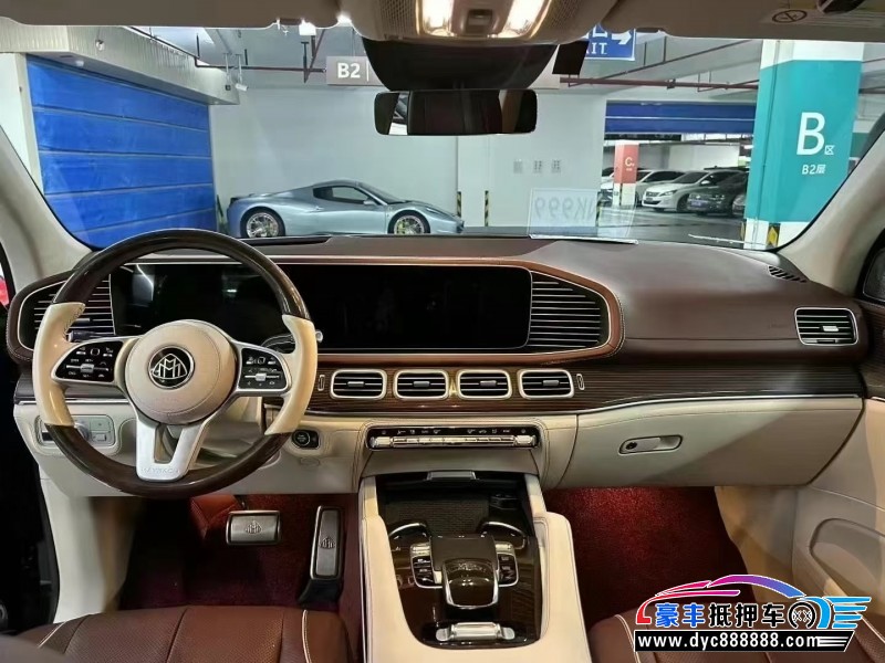 21年奔驰迈巴赫G级轿车抵押车出售