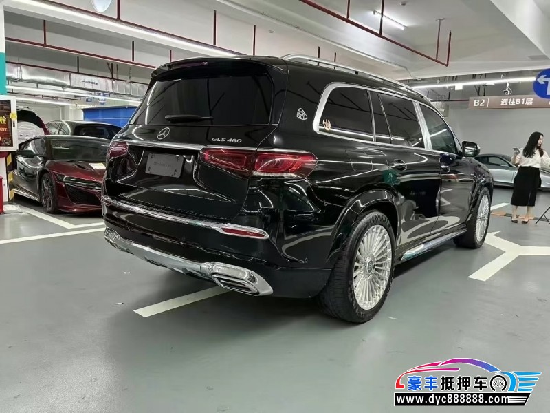 21年奔驰迈巴赫G级轿车抵押车出售