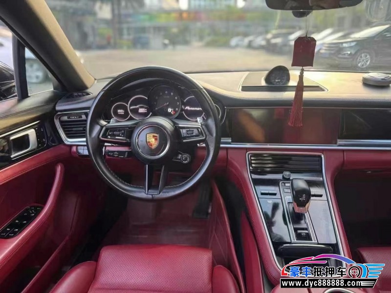 22年保时捷帕纳梅拉轿车抵押车出售