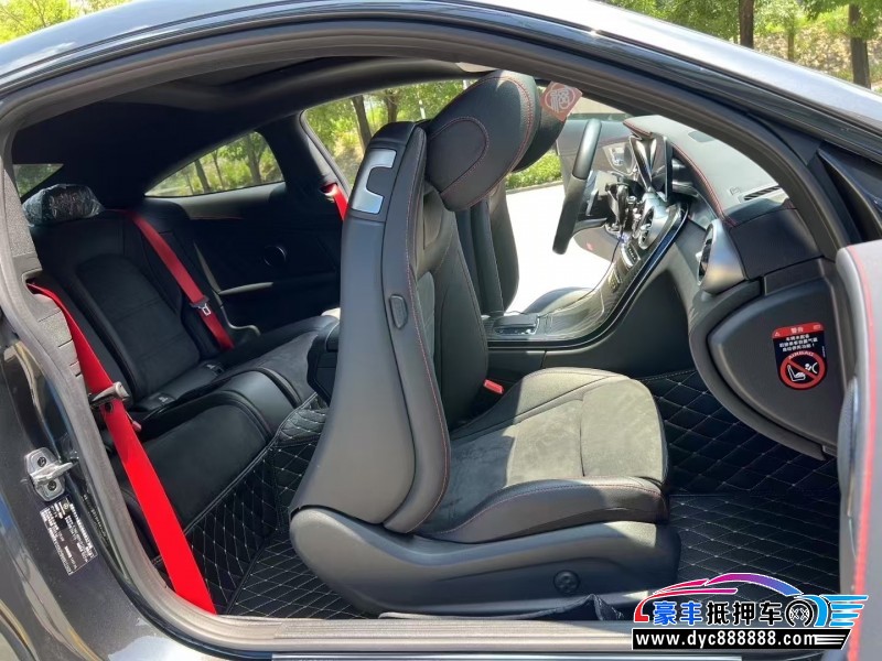 22年奔驰C轿车抵押车出售