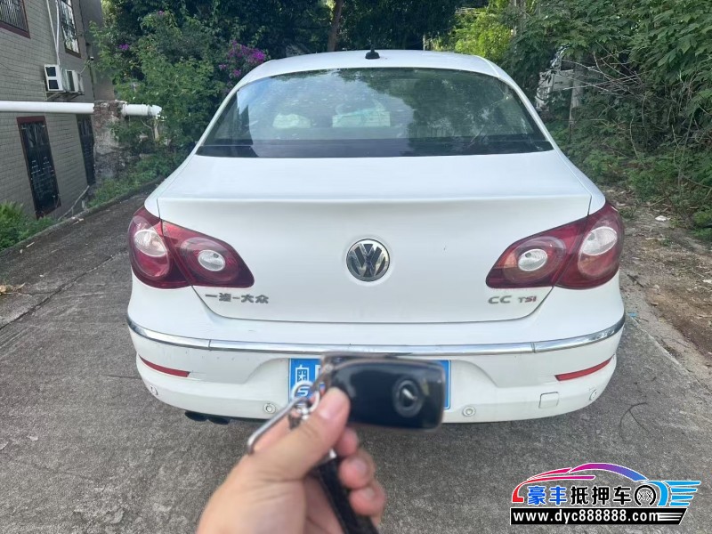 12年大众CC轿车抵押车出售