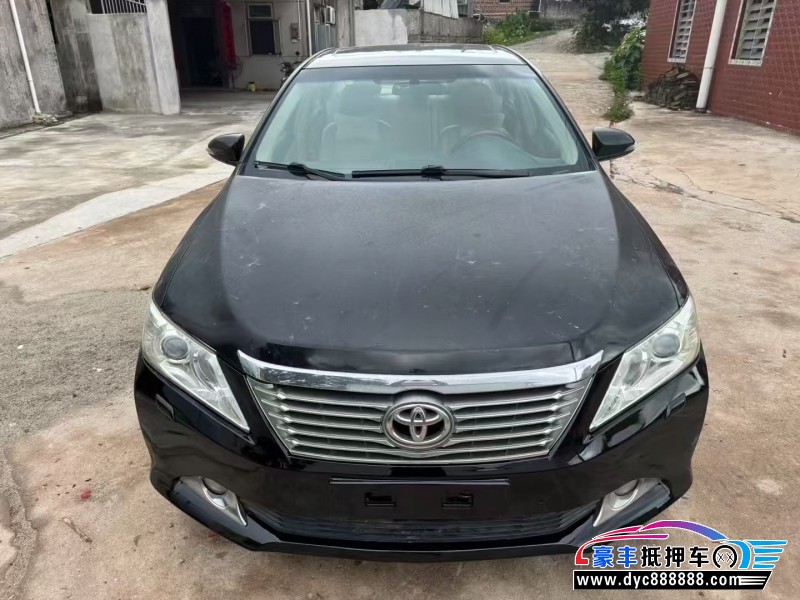 13年丰田凯美瑞轿车抵押车出售