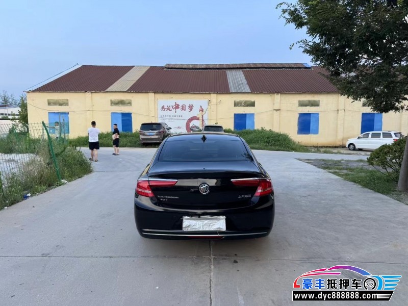 18年别克君越轿车抵押车出售