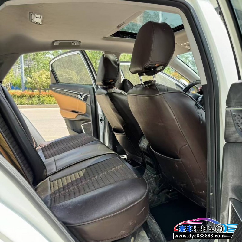 21年吉利帝豪GL轿车抵押车出售