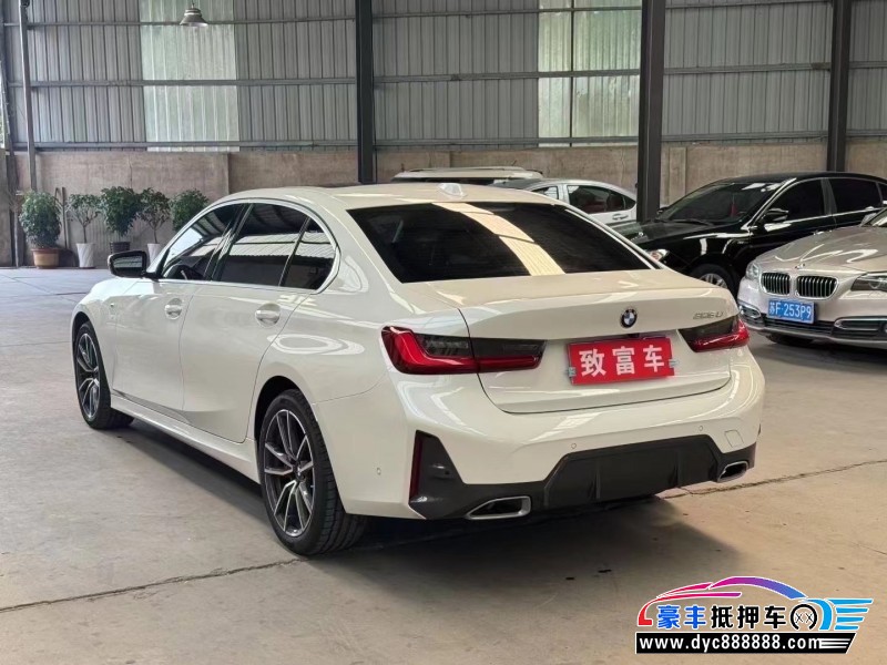 24年宝马3系轿车抵押车出售