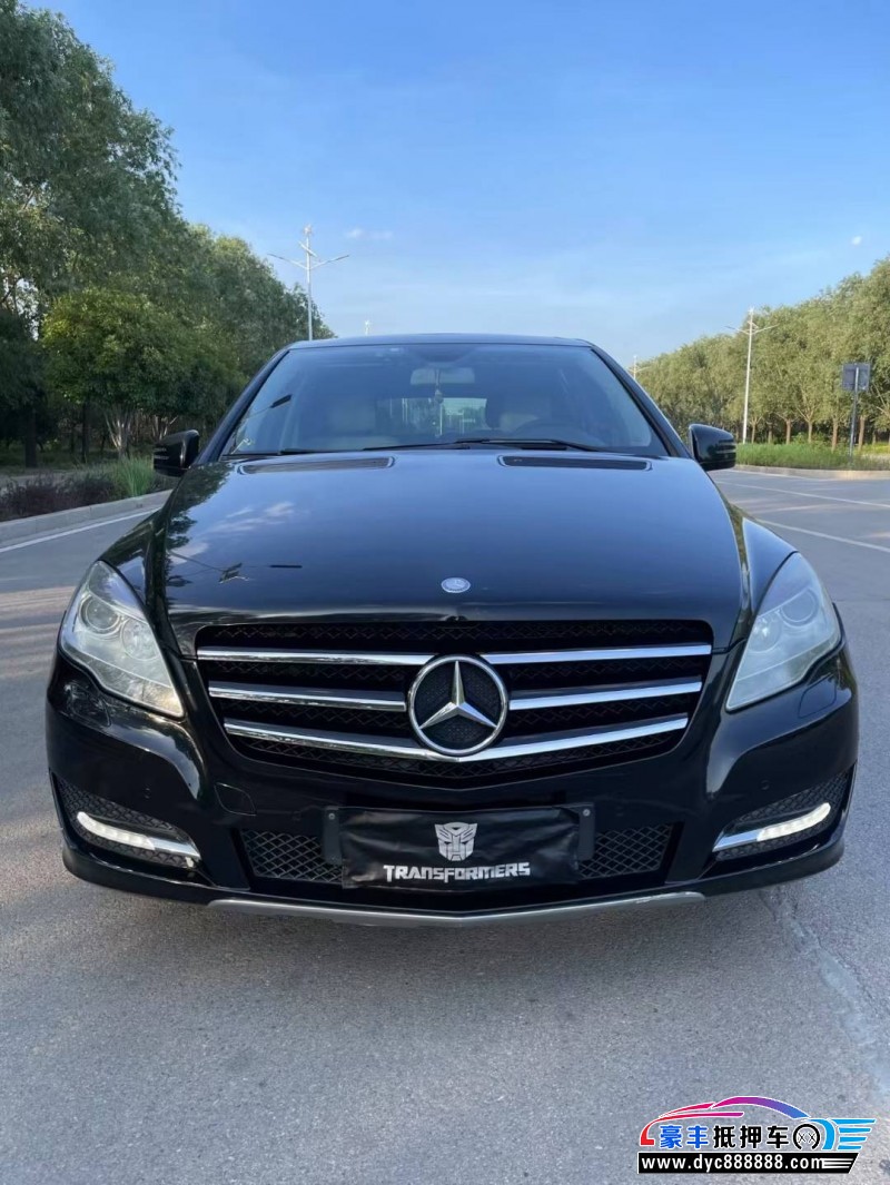 12年奔驰R轿车抵押车出售