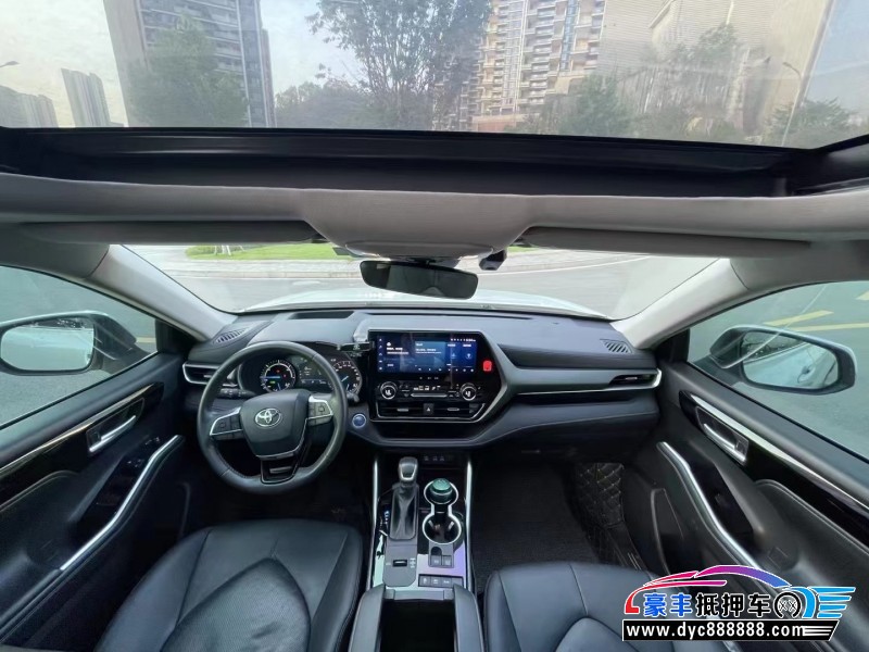 22年丰田汉兰达轿车抵押车出售