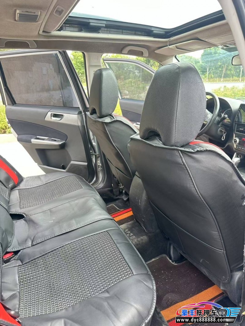 13年斯巴鲁森林人轿车抵押车出售