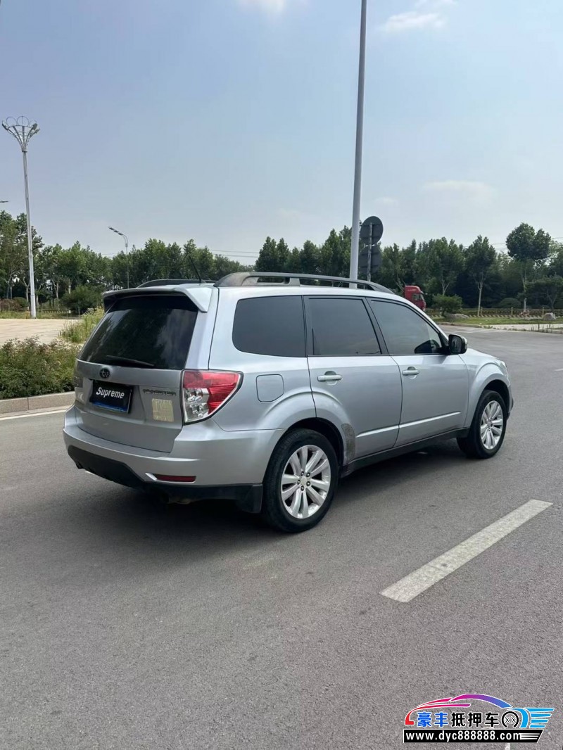 13年斯巴鲁森林人轿车抵押车出售