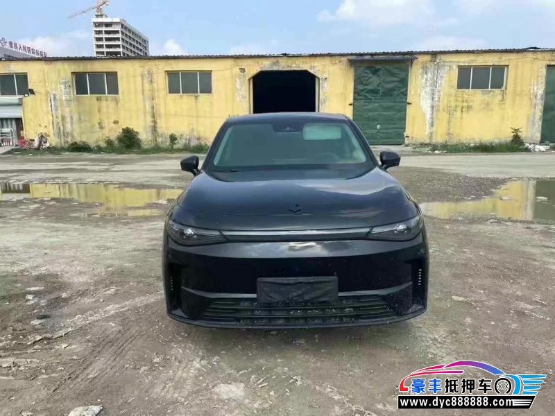 25年零跑C10轿车抵押车出售