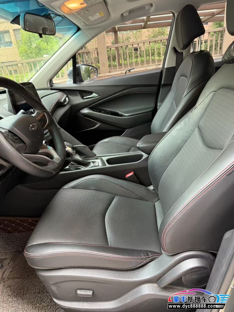 20年雪佛兰沃兰多轿车抵押车出售