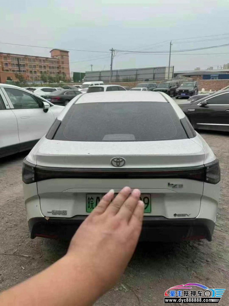 24年丰田BZ3轿车抵押车出售