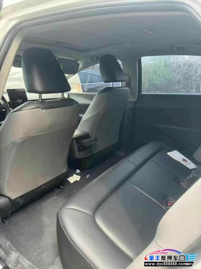 24年丰田BZ3轿车抵押车出售