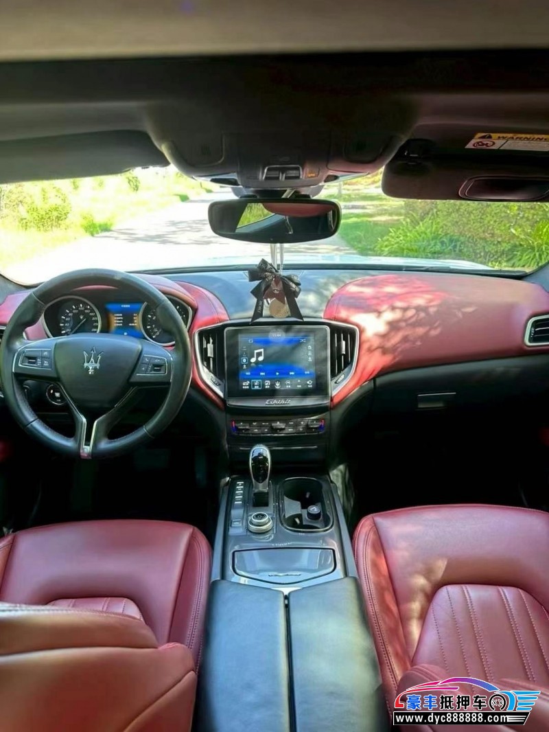 17年玛莎拉蒂Ghibli轿车抵押车出售