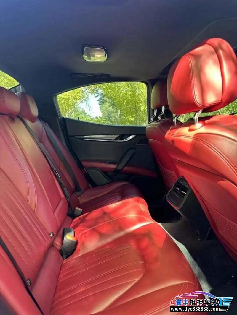 17年玛莎拉蒂Ghibli轿车抵押车出售