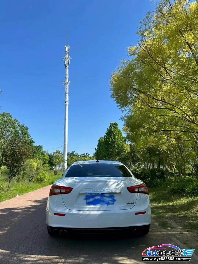 17年玛莎拉蒂Ghibli轿车抵押车出售