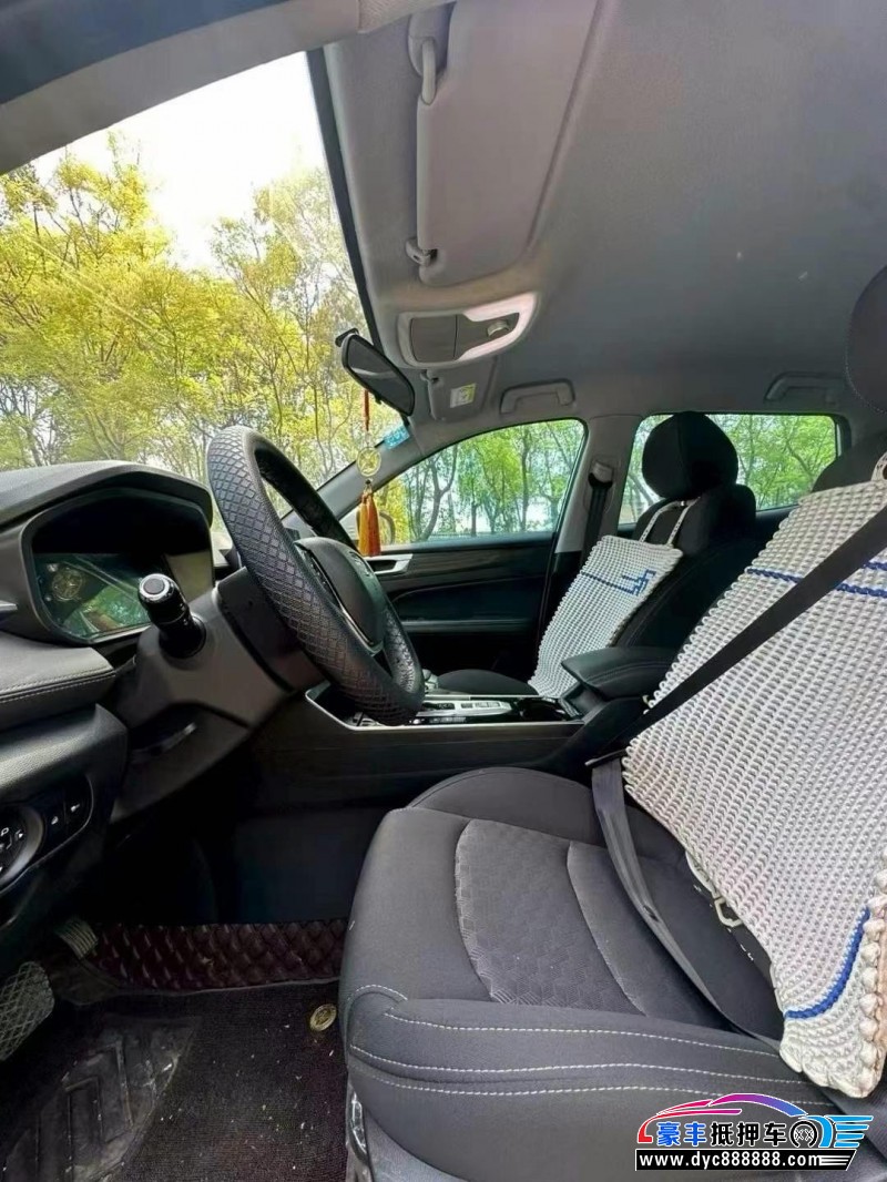 22年凯翼炫界轿车抵押车出售