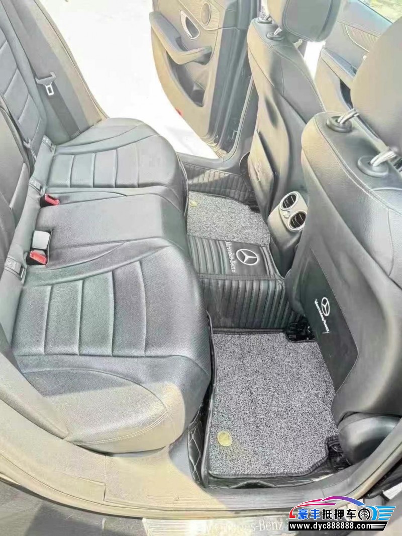 15年奔驰C轿车抵押车出售