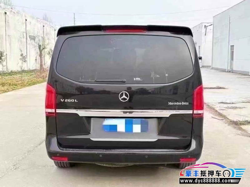 16年奔驰V轿车抵押车出售