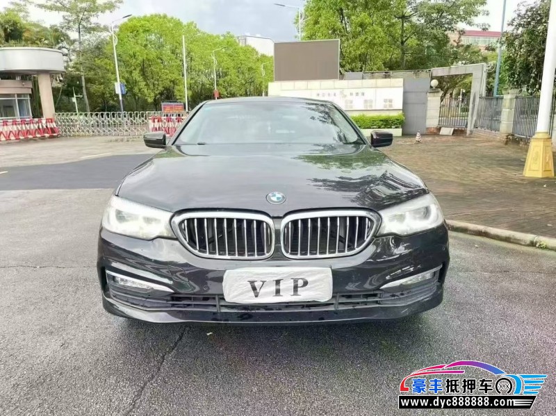 17年宝马5系轿车抵押车出售