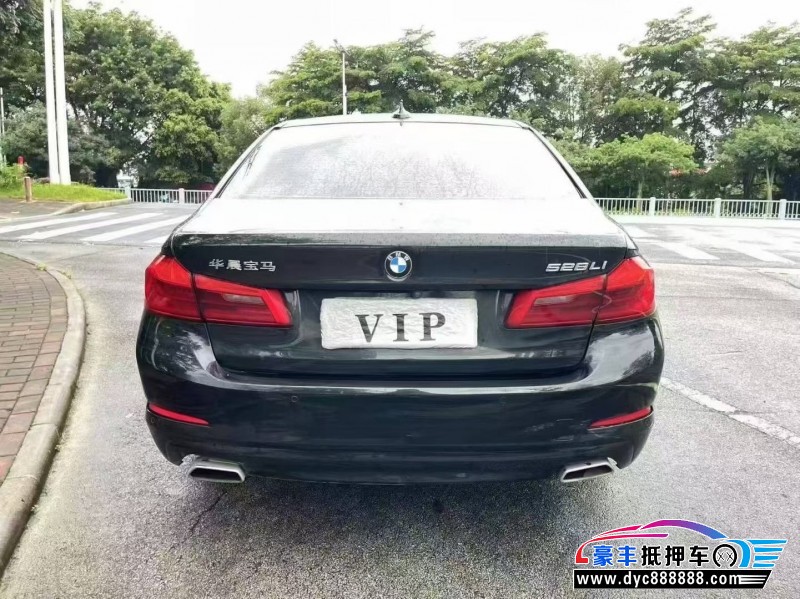 17年宝马5系轿车抵押车出售
