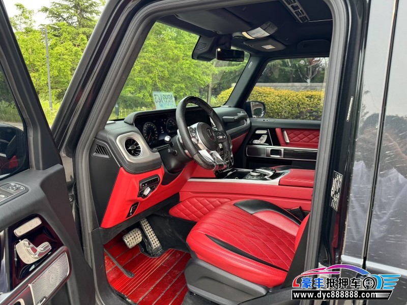 20年奔驰G轿车抵押车出售