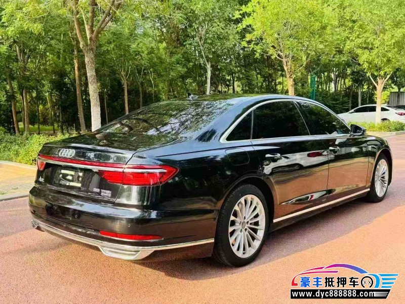 18年奥迪A8L轿车抵押车出售