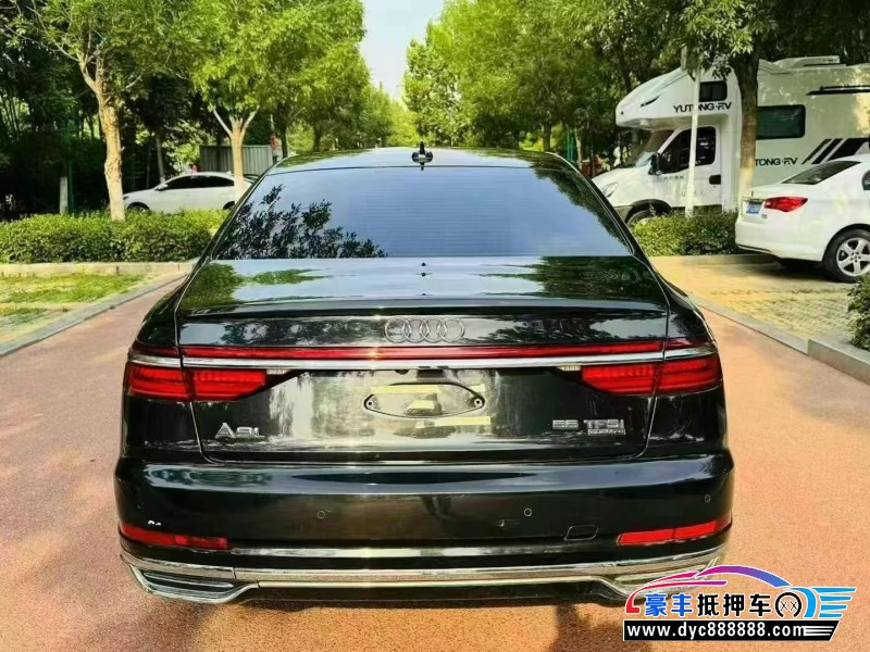 18年奥迪A8L轿车抵押车出售