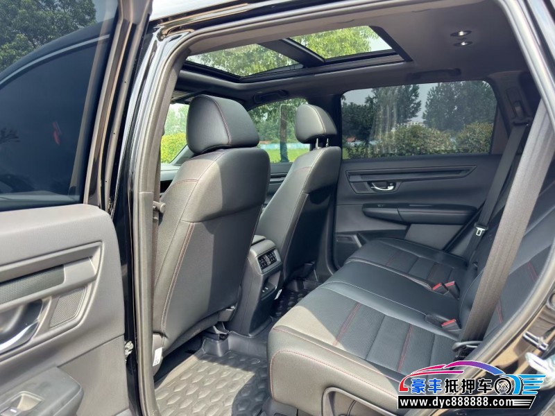 25年本田CR-V轿车抵押车出售