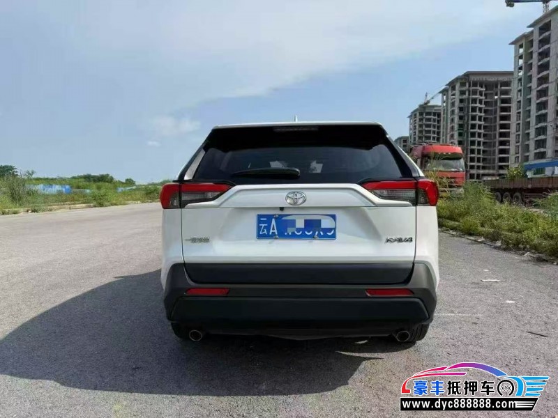 21年丰田RAV4轿车抵押车出售