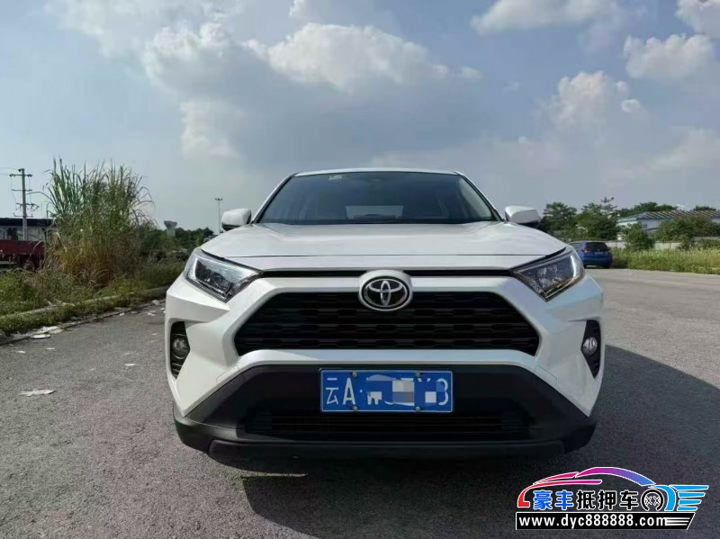 21年丰田RAV4轿车抵押车出售