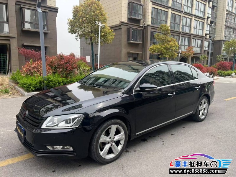 16年大众迈腾轿车抵押车出售