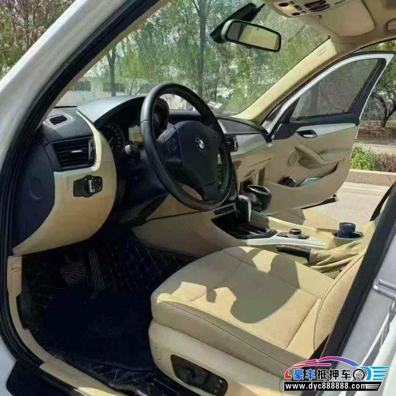 12年宝马X1轿车抵押车出售