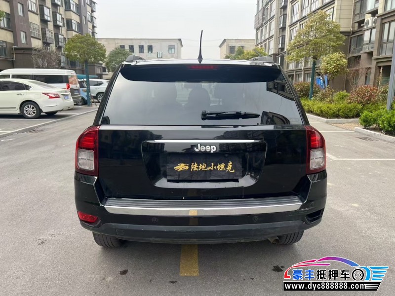 14年Jeep指南者轿车抵押车出售