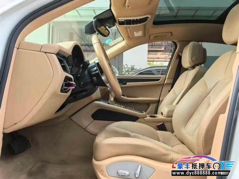 16年保时捷Macan迈凯轿车抵押车出售