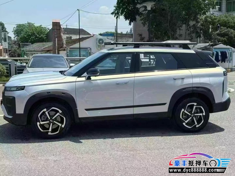 25年奇瑞探索轿车抵押车出售