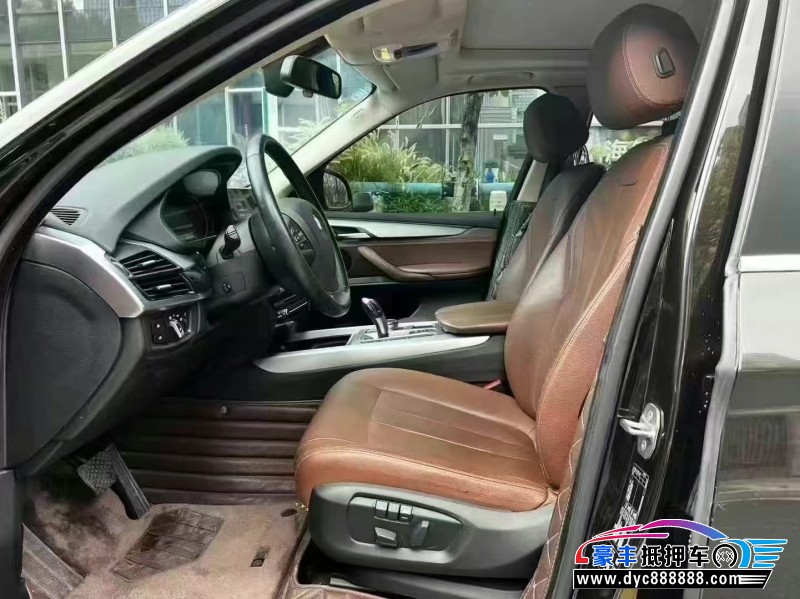 19年宝马X5轿车抵押车出售