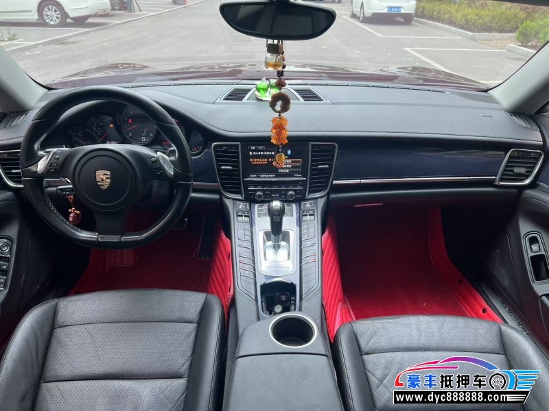 12年保时捷帕纳梅拉轿车抵押车出售