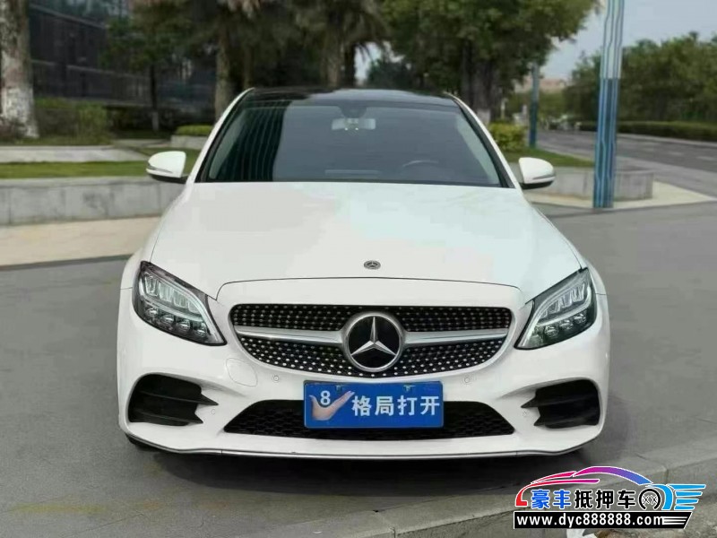 19年奔驰C轿车抵押车出售